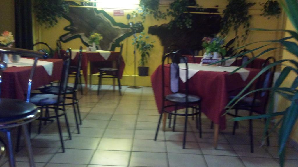 Lillafuered Kapuja Hotel Miskolc Extérieur photo
