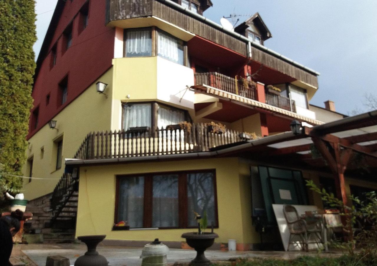 Lillafuered Kapuja Hotel Miskolc Extérieur photo