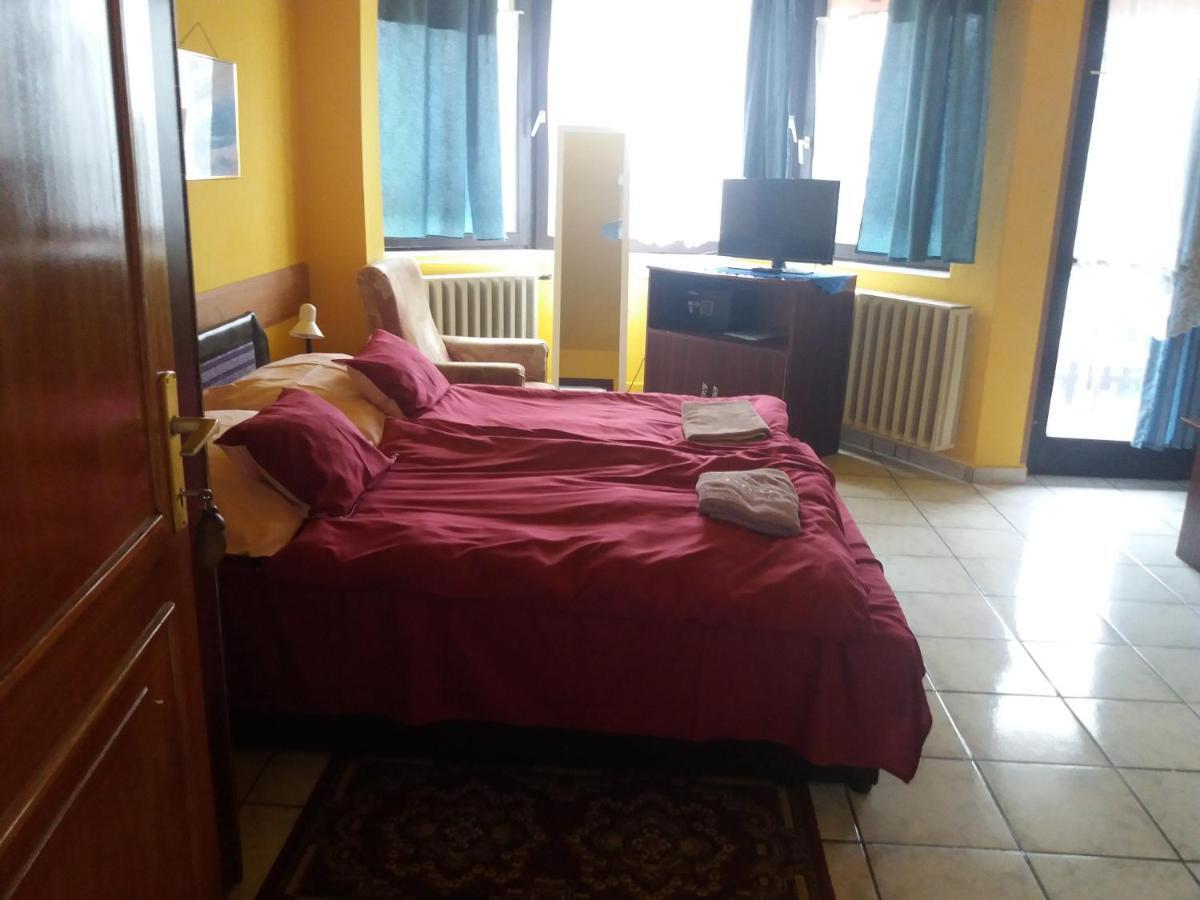 Lillafuered Kapuja Hotel Miskolc Extérieur photo
