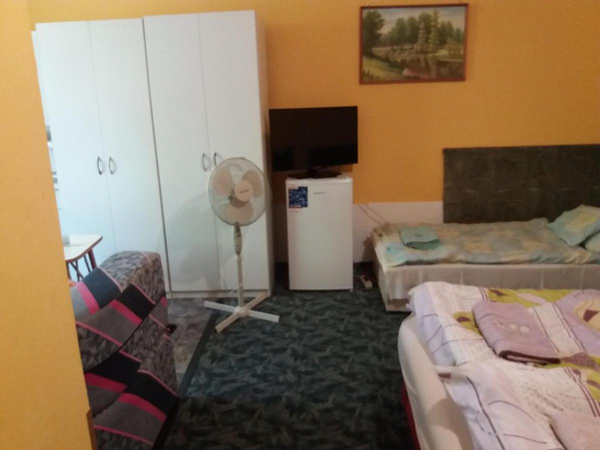 Lillafuered Kapuja Hotel Miskolc Extérieur photo