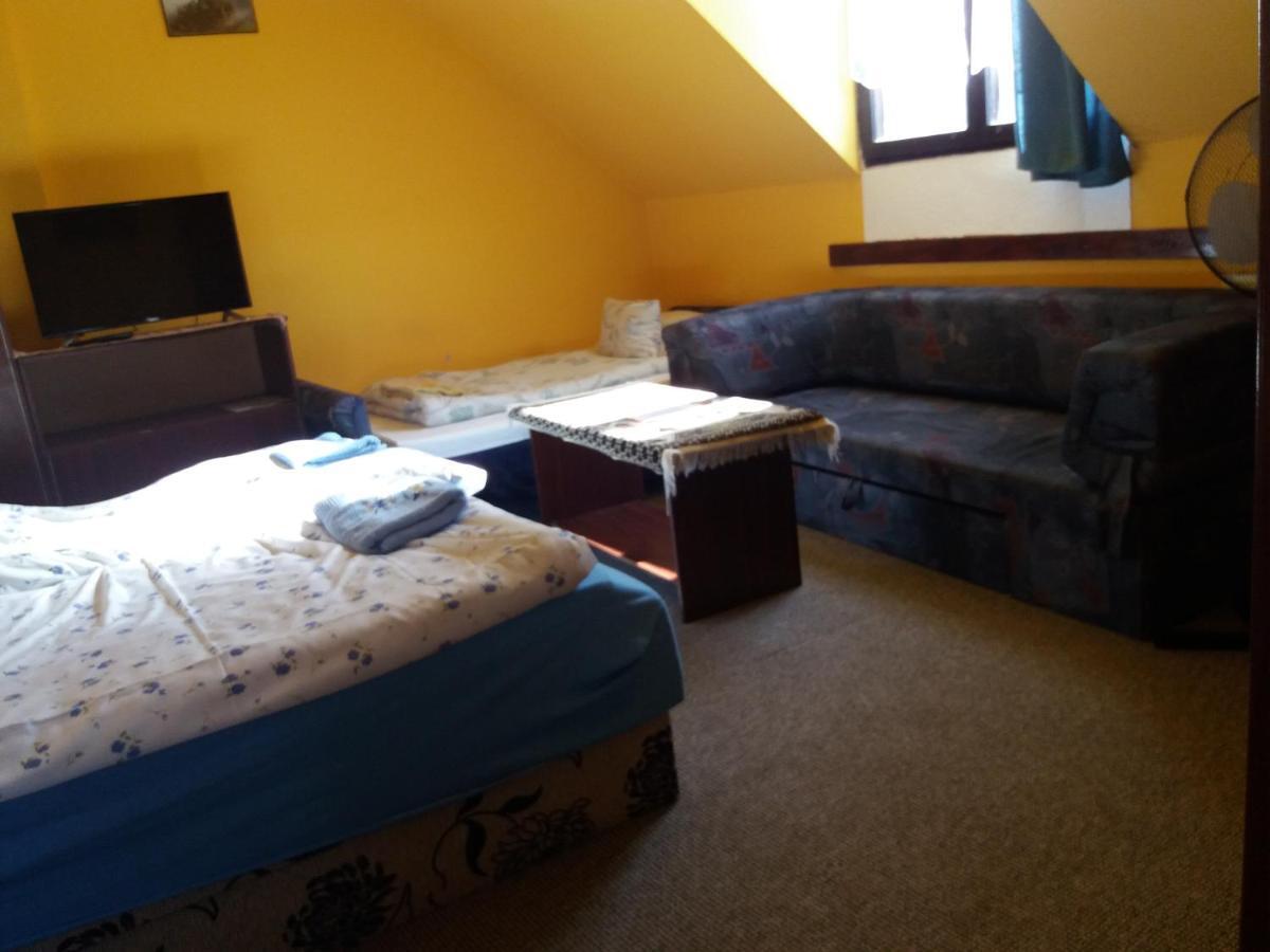 Lillafuered Kapuja Hotel Miskolc Extérieur photo